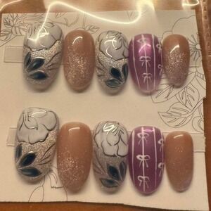 Press On Nails White Floral Bow‎ Designs Oval Artificial False Nails